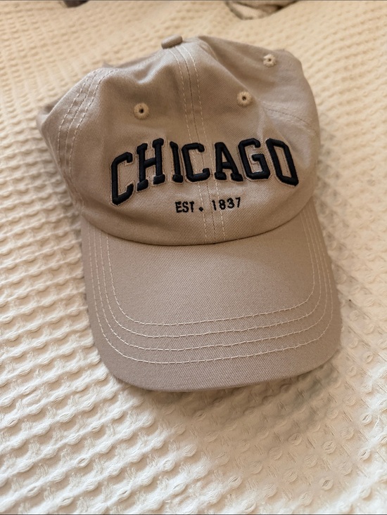 Accessories - Chicago soft top baseball hat